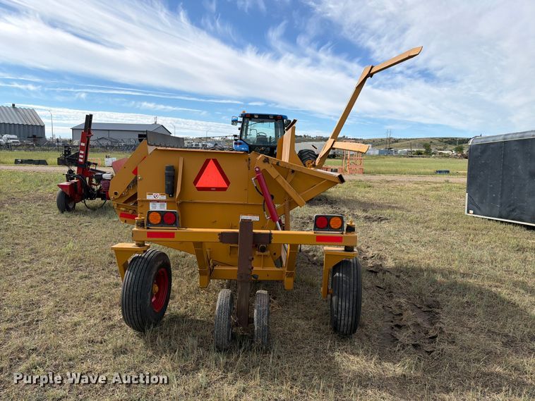 image for item EA0478 Duratech Haybuster 2100 bale processor