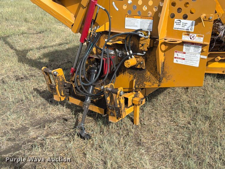 image for item EA0478 Duratech Haybuster 2100 bale processor
