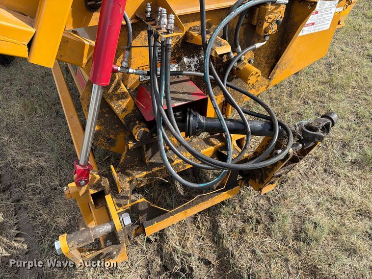 image for item EA0478 Duratech Haybuster 2100 bale processor