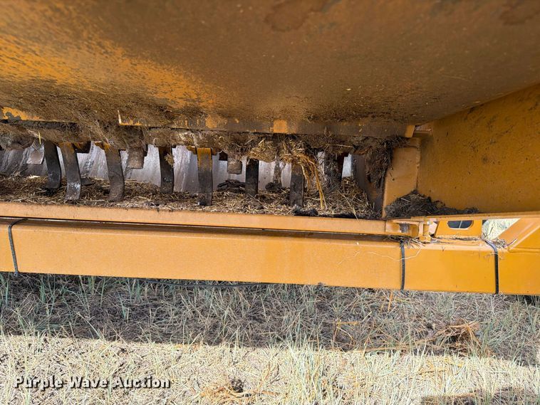 image for item EA0478 Duratech Haybuster 2100 bale processor