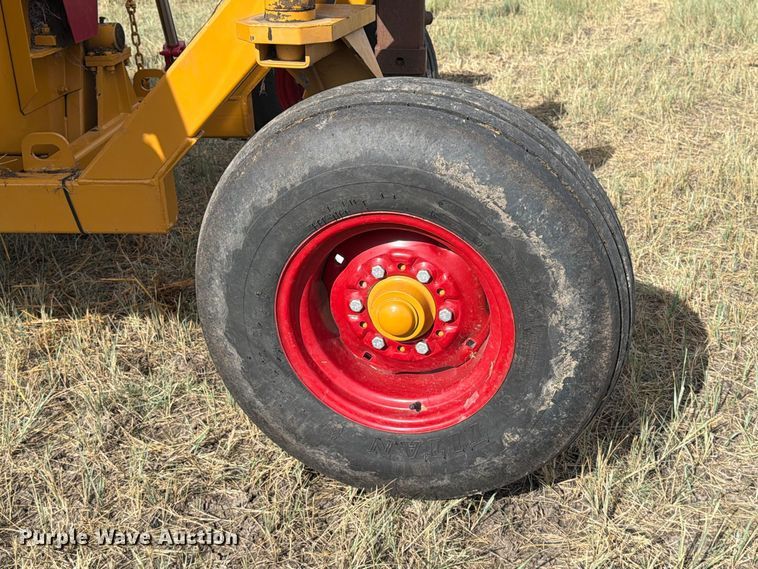image for item EA0478 Duratech Haybuster 2100 bale processor