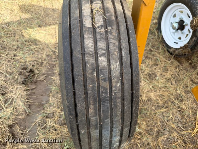 image for item EA0478 Duratech Haybuster 2100 bale processor