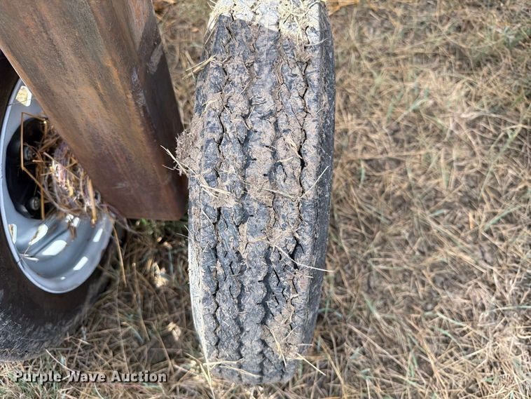 image for item EA0478 Duratech Haybuster 2100 bale processor