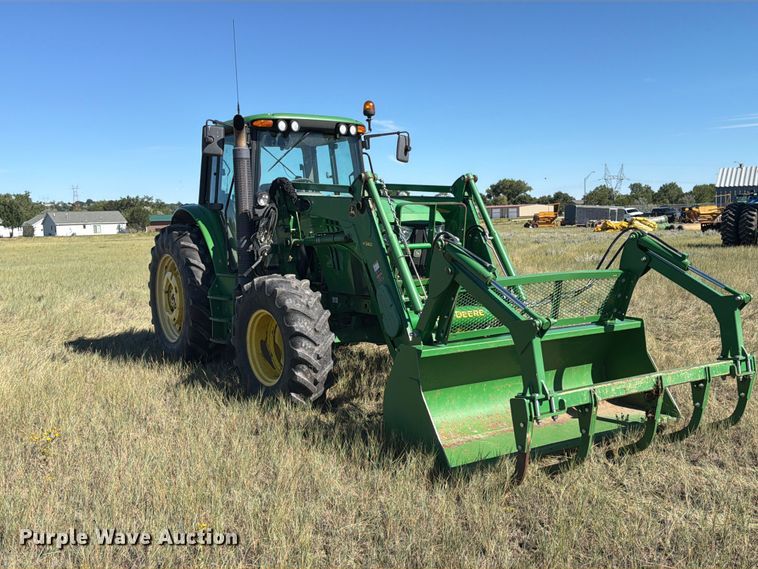 image for item EA0480 2013 John Deere 6125M MFWD tractor
