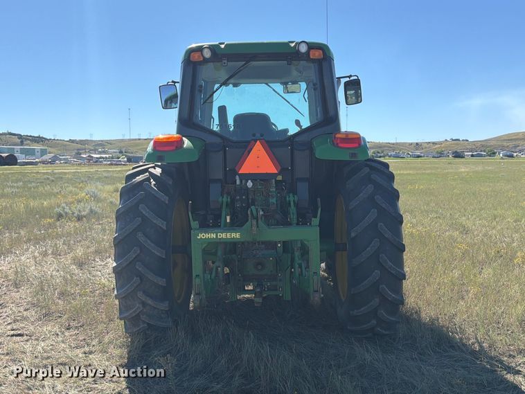 image for item EA0480 2013 John Deere 6125M MFWD tractor