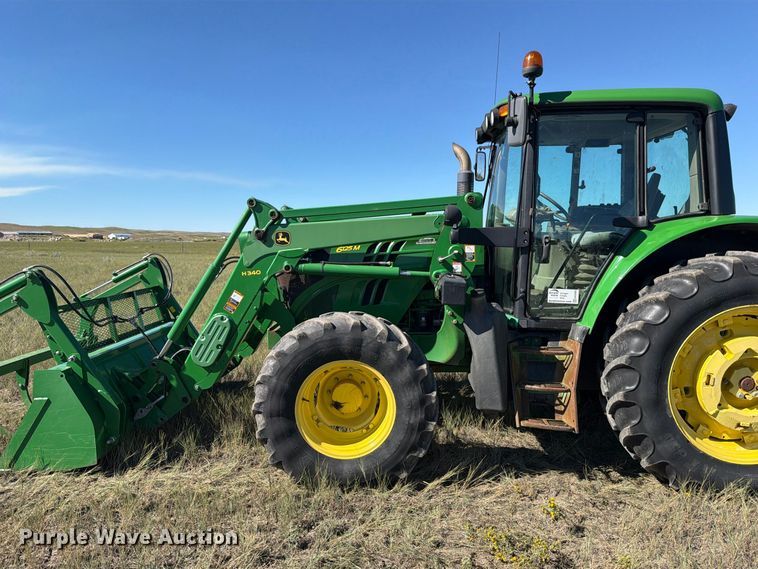 image for item EA0480 2013 John Deere 6125M MFWD tractor