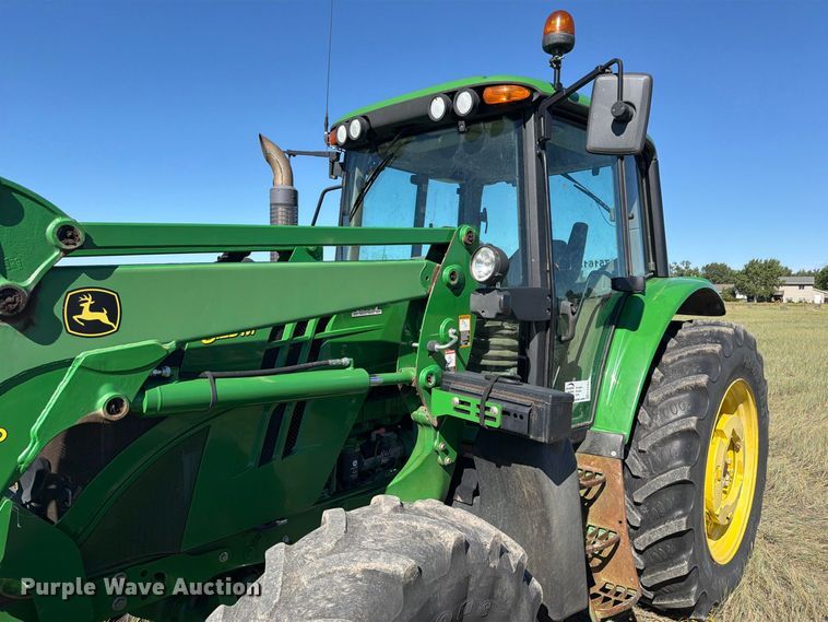 image for item EA0480 2013 John Deere 6125M MFWD tractor