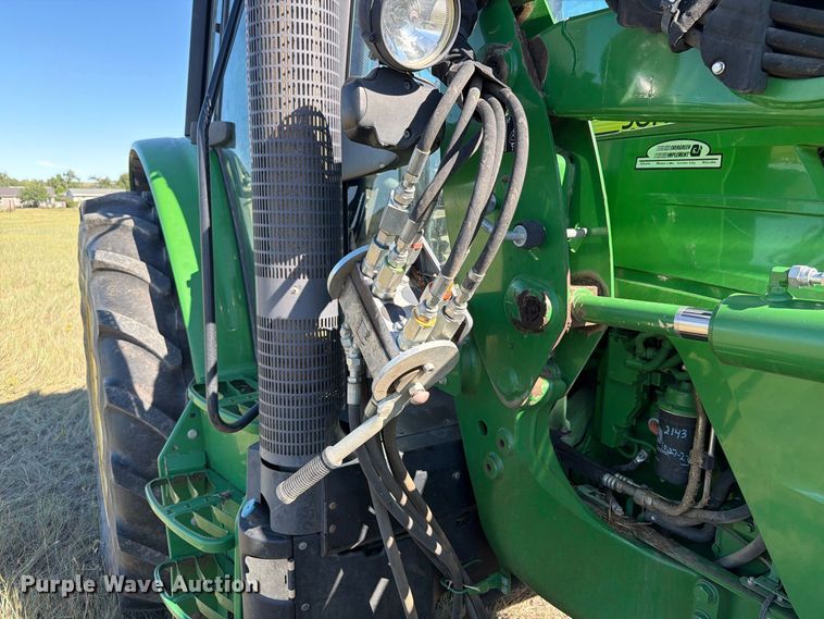 image for item EA0480 2013 John Deere 6125M MFWD tractor