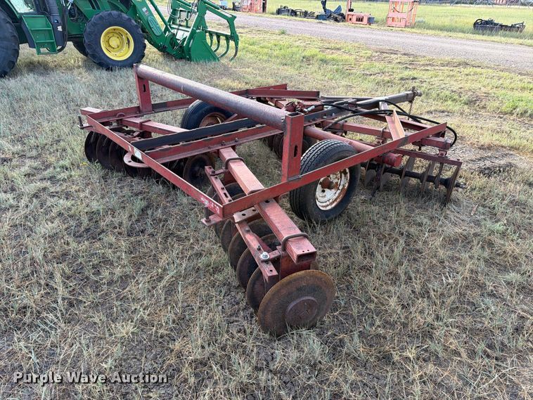 image for item EA0482 International Harvestor No. 37 tandem disk
