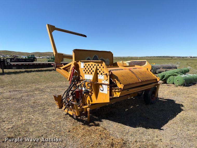 Duratech Haybuster 2100 bale processor