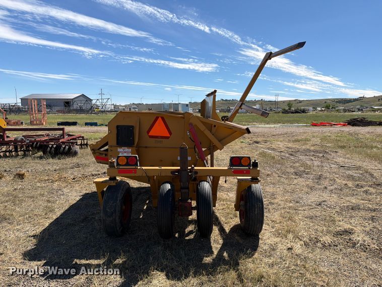 image for item EA0484 Duratech Haybuster 2100 bale processor