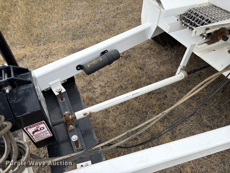 image for item EA0531 Dalton Ag Mobility 600 spreader