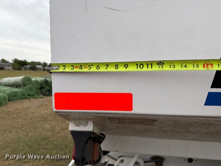 image for item EA0531 Dalton Ag Mobility 600 spreader