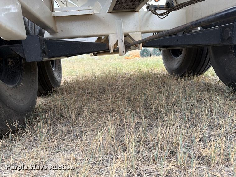 image for item EA0531 Dalton Ag Mobility 600 spreader