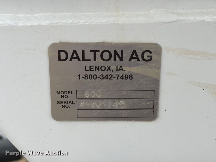 image for item EA0531 Dalton Ag Mobility 600 spreader