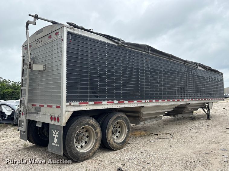 image for item EA7281 2024 Wilson DWH-750B grain trailer