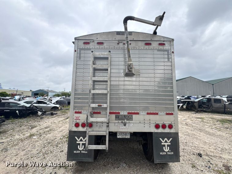 image for item EA7281 2024 Wilson DWH-750B grain trailer