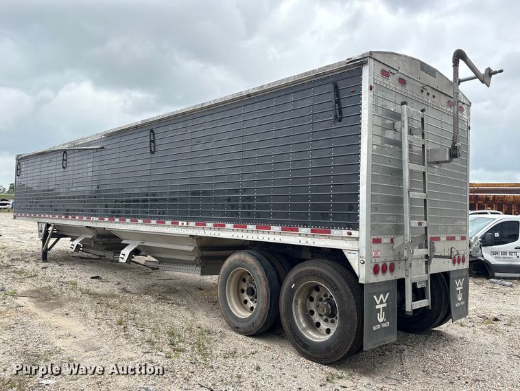 image for item EA7281 2024 Wilson DWH-750B grain trailer