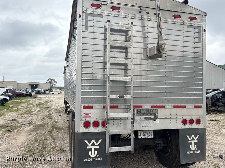 image for item EA7281 2024 Wilson DWH-750B grain trailer