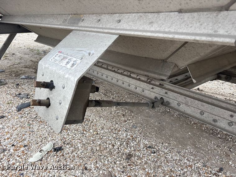 image for item EA7281 2024 Wilson DWH-750B grain trailer