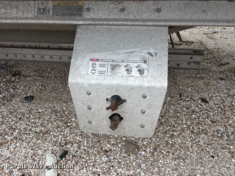 image for item EA7281 2024 Wilson DWH-750B grain trailer
