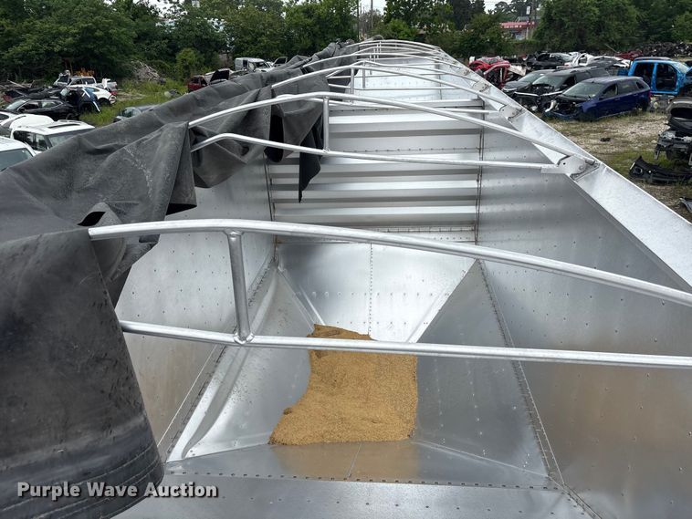 image for item EA7281 2024 Wilson DWH-750B grain trailer