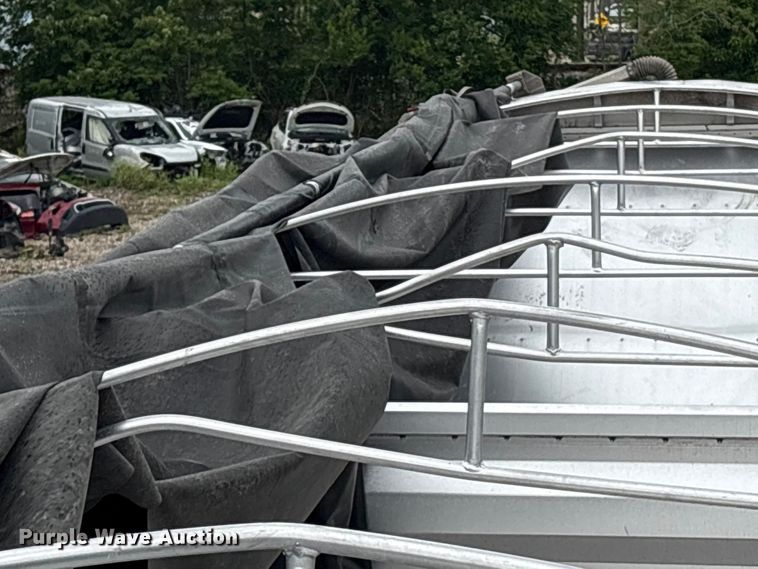 image for item EA7281 2024 Wilson DWH-750B grain trailer