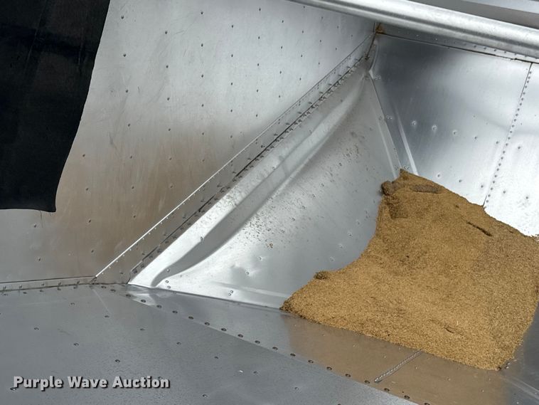 image for item EA7281 2024 Wilson DWH-750B grain trailer