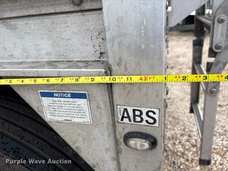 image for item EA7281 2024 Wilson DWH-750B grain trailer