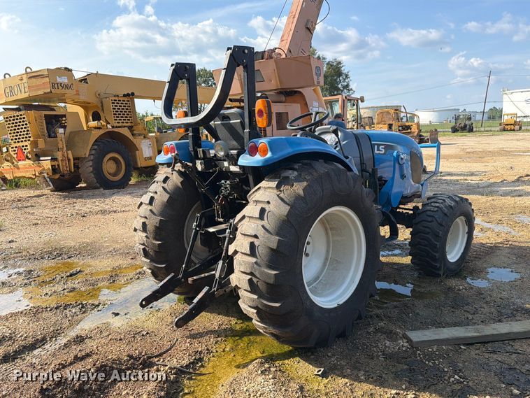 image for item EA7369 2013 LS XR4040 MFWD tractor