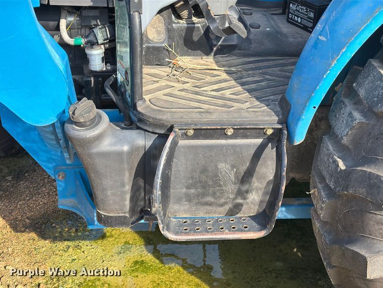 image for item EA7369 2013 LS XR4040 MFWD tractor