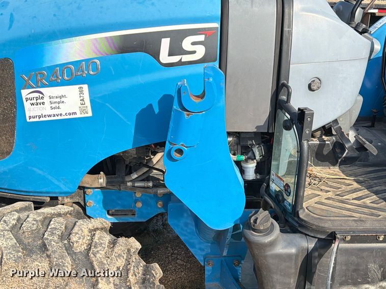image for item EA7369 2013 LS XR4040 MFWD tractor
