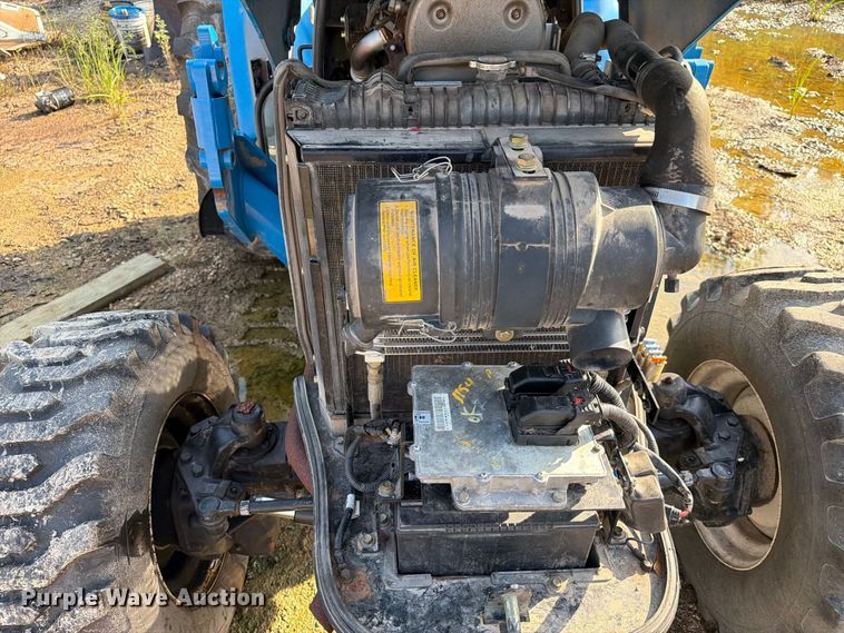 image for item EA7369 2013 LS XR4040 MFWD tractor