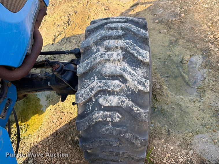 image for item EA7369 2013 LS XR4040 MFWD tractor