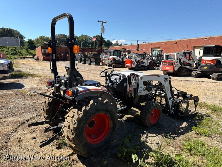 image for item EF1383 2022 Bobcat CT2040 MFWD tractor