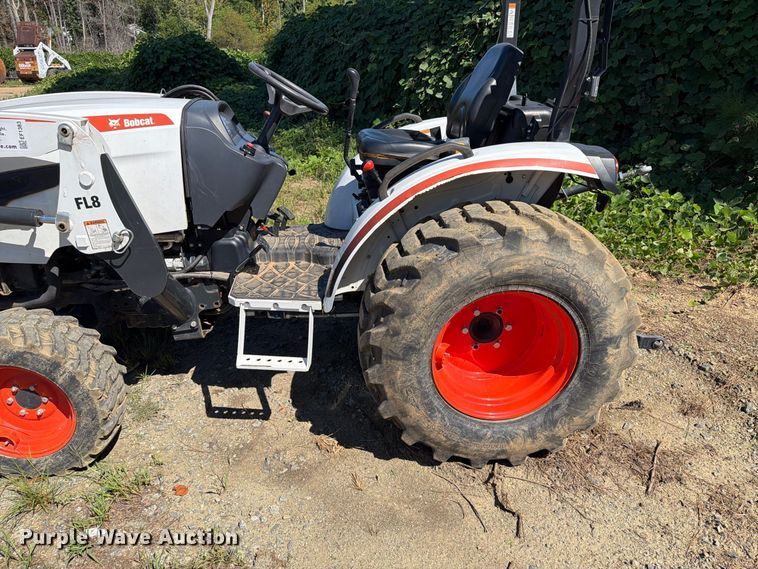 image for item EF1383 2022 Bobcat CT2040 MFWD tractor