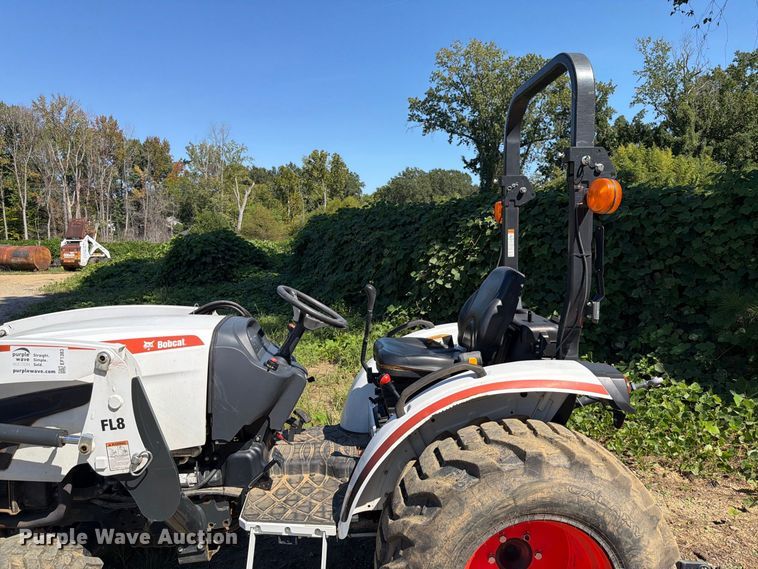 image for item EF1383 2022 Bobcat CT2040 MFWD tractor