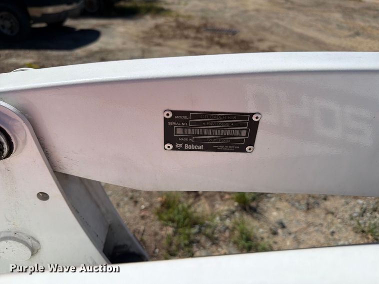 image for item EF1383 2022 Bobcat CT2040 MFWD tractor
