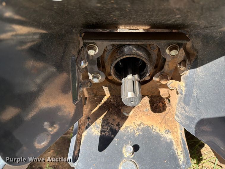 image for item EF1383 2022 Bobcat CT2040 MFWD tractor