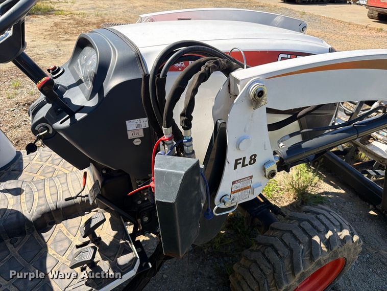 image for item EF1383 2022 Bobcat CT2040 MFWD tractor
