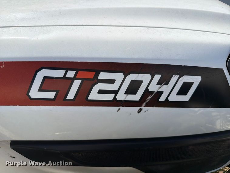 image for item EF1383 2022 Bobcat CT2040 MFWD tractor