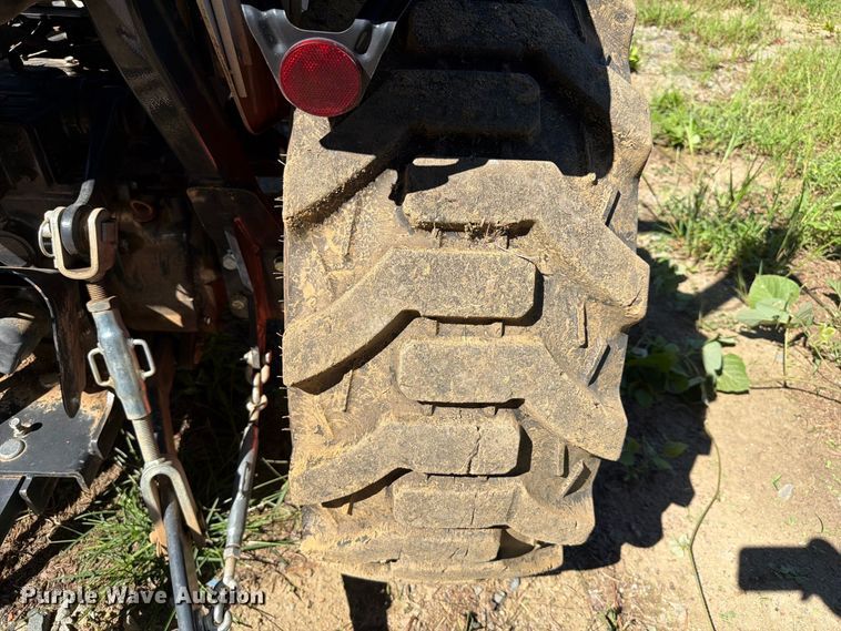 image for item EF1383 2022 Bobcat CT2040 MFWD tractor