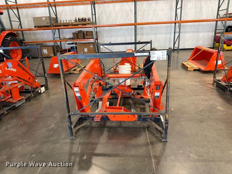 image for item EP3034 Kubota LA555 loader