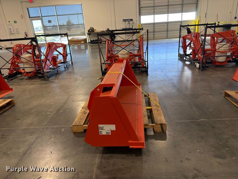 image for item EP3034 Kubota LA555 loader