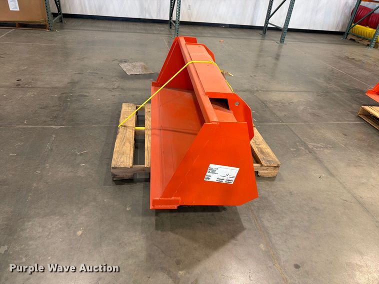 image for item EP3034 Kubota LA555 loader