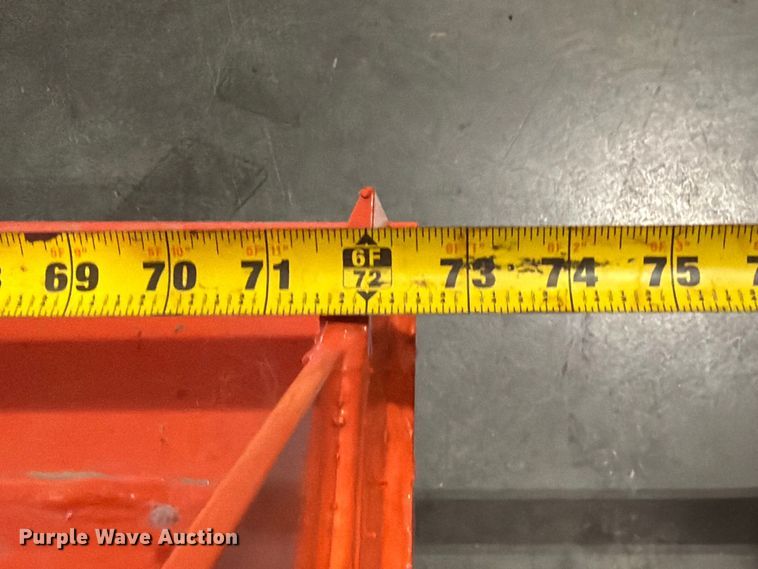 image for item EP3034 Kubota LA555 loader