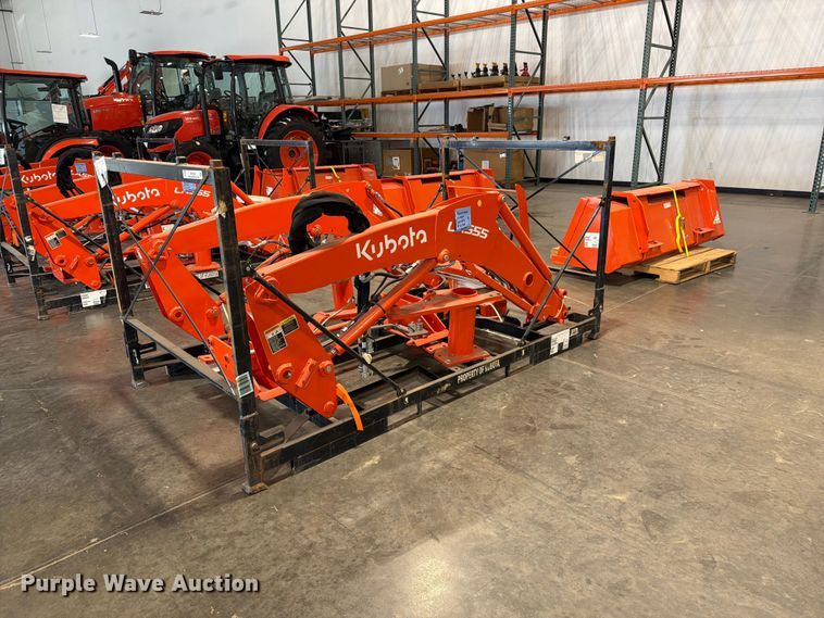 image for item EP3036 Kubota LA555 loader