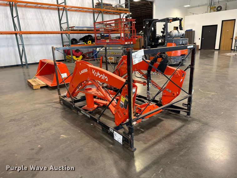 image for item EP3036 Kubota LA555 loader