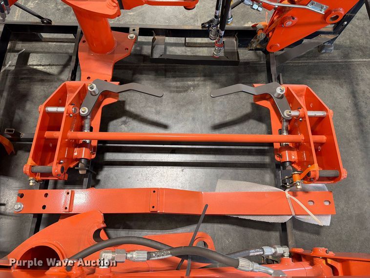 image for item EP3036 Kubota LA555 loader
