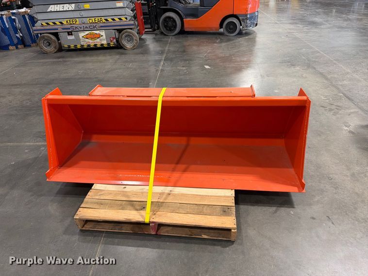 image for item EP3036 Kubota LA555 loader